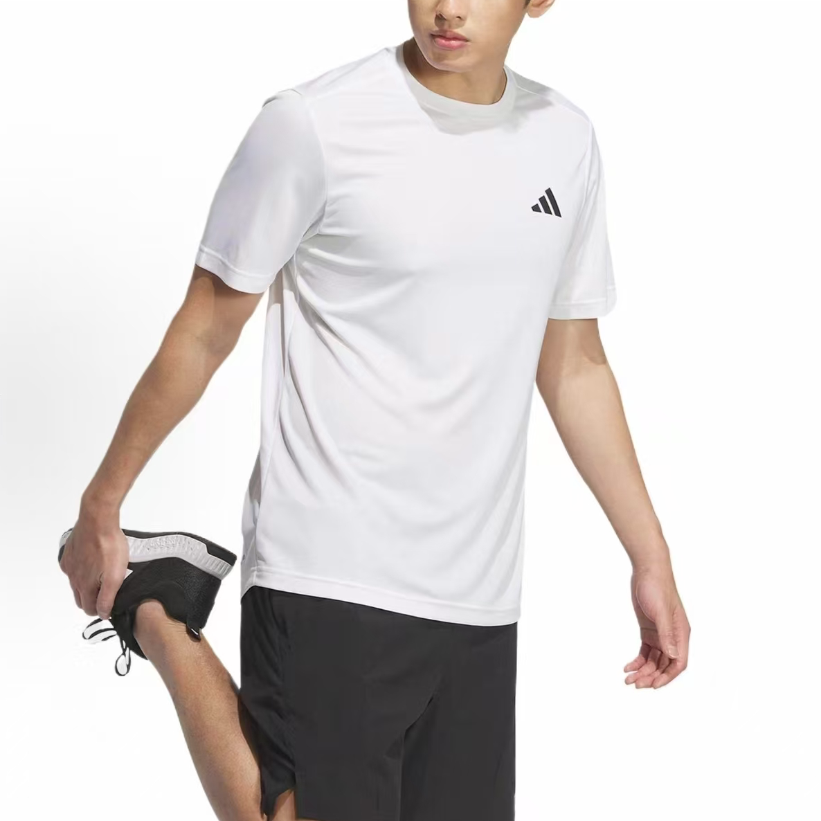 adidas/阿迪达斯短袖2026夏季新款半袖训练速干透气运动T恤KA8339