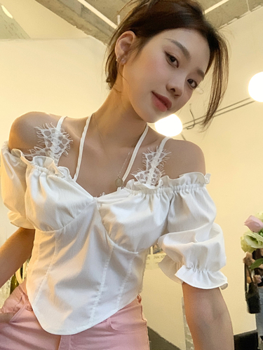 Realistic design sense lace splicing bubble sleeve off shoulder suspender Shirt New French top