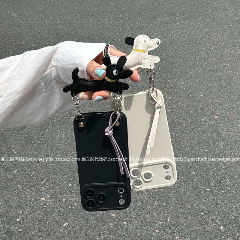 原创卡哇伊ins风狗狗手提链适用iphone17promax苹果16pro手机壳13可手提17pro全包硅胶15高级14plus个性x防摔