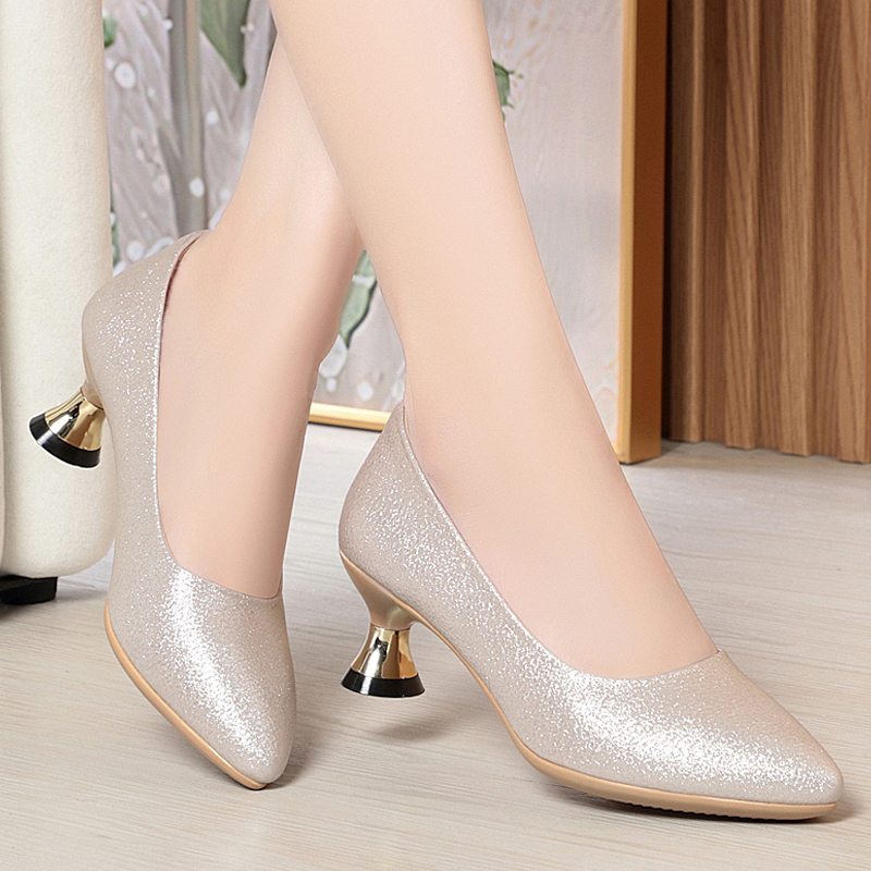 皮鞋女真皮高跟工作鞋久站不累脚伴娘日常韩版香槟色单鞋气质圆头