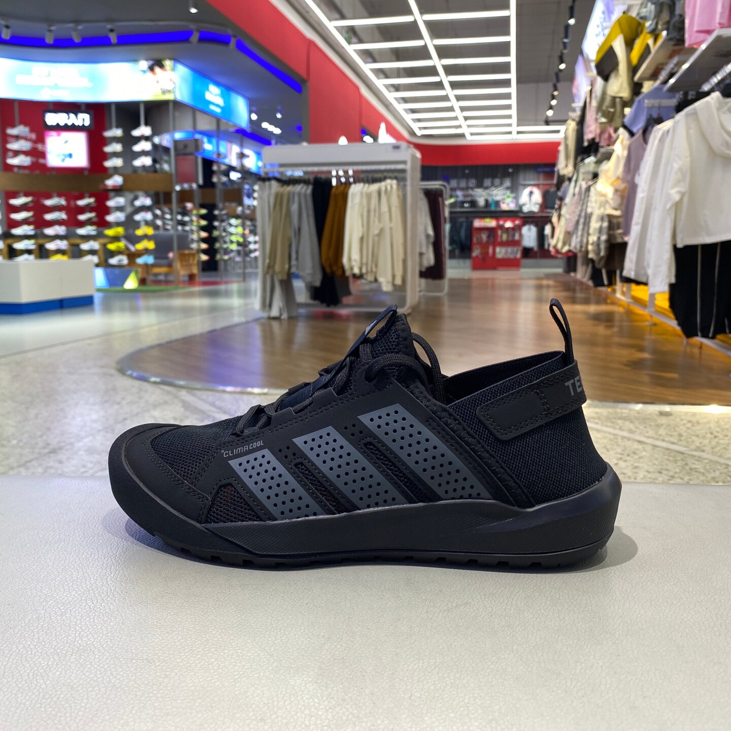 Adidas阿迪达斯涉水鞋户外男子透气速干徒步运动休闲溯溪鞋HQ9170