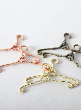 OB11衣架衣撑6分12分娃衣架OB11兵人BJD衣架娃娃屋玩偶衣柜衣架