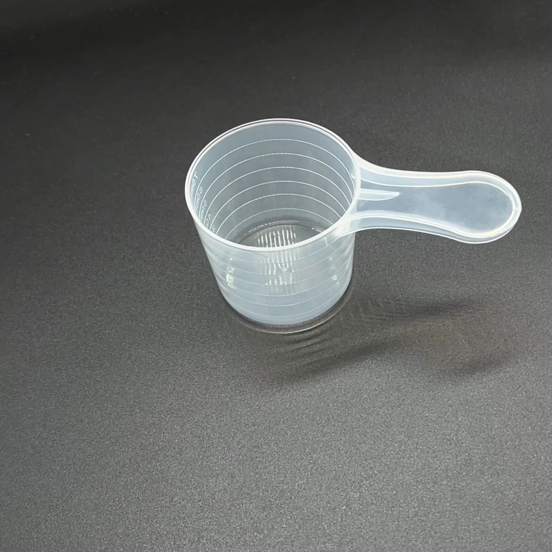 塑料量勺量杯70ml毫升塑料勺35g克饲料化肥量筒计量杯非食用