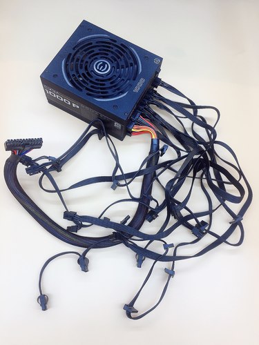 艾维克科技EVGA1000P白金牌全模组静音全日系电容ATX主机游戏电源