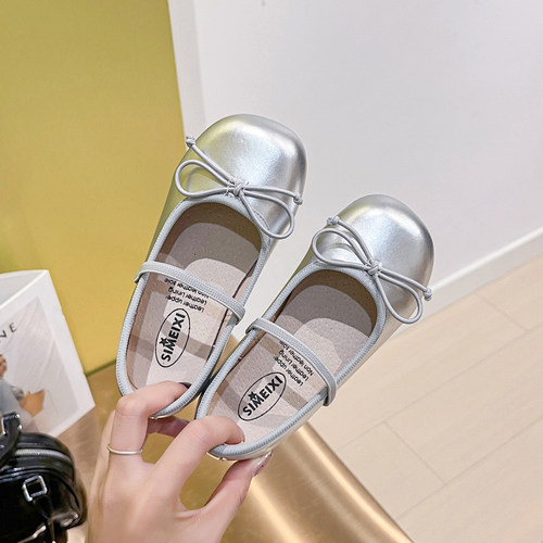 儿童洋气小皮鞋软底鞋