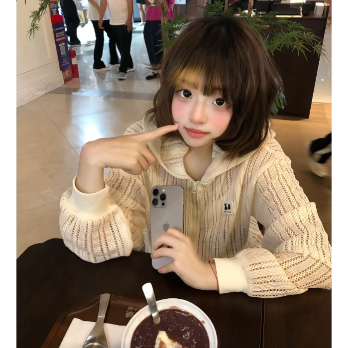 2026年秋冬季休闲飒爽时尚镂空连帽晒罩衫女百搭轻薄透气外套女