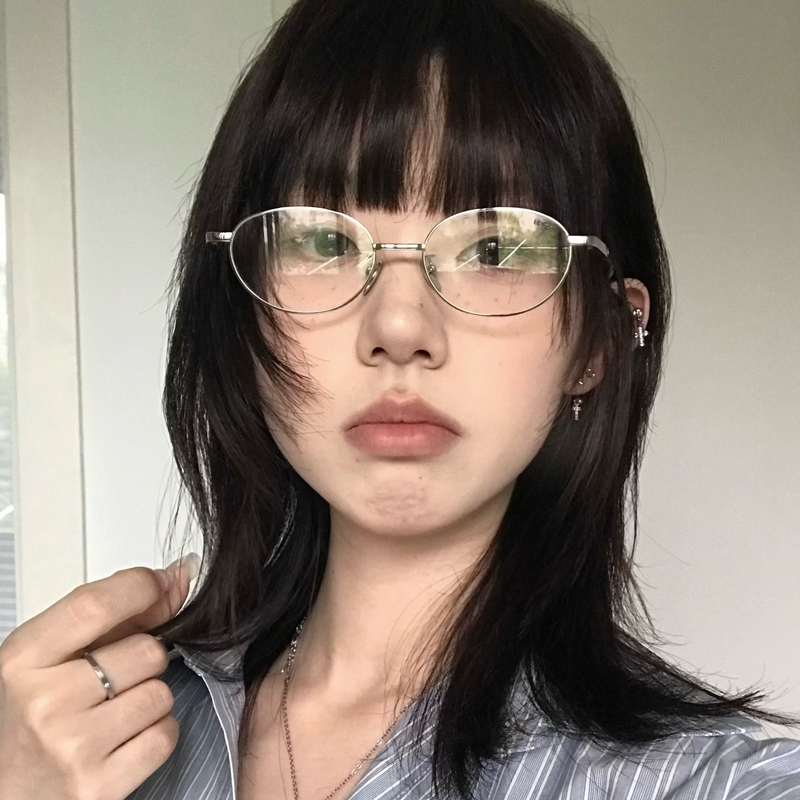 2025新款高级感防蓝光眼镜女文艺高智感金属银色显廋有度数平光镜