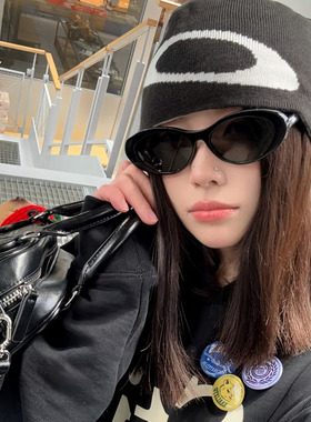韩版复古猫眼太阳镜宽边高级感墨镜显脸小防紫外线日系辣妹户外潮