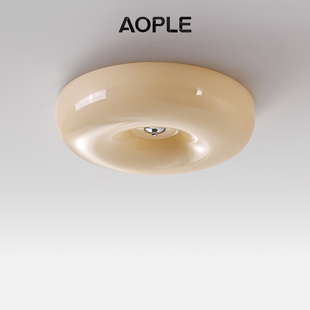 包豪斯北欧奶油风吸顶灯中古卧室书房淡黄奶酪色布丁儿童房灯具