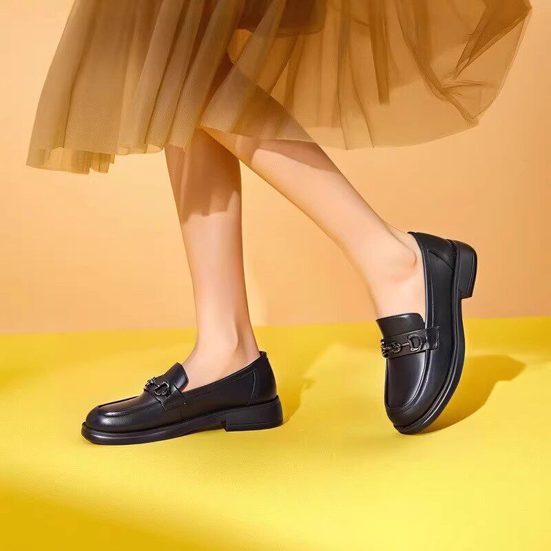 蜘蛛王乐福鞋女2026新款软底豆豆小皮鞋真皮一脚蹬英伦风单鞋女款