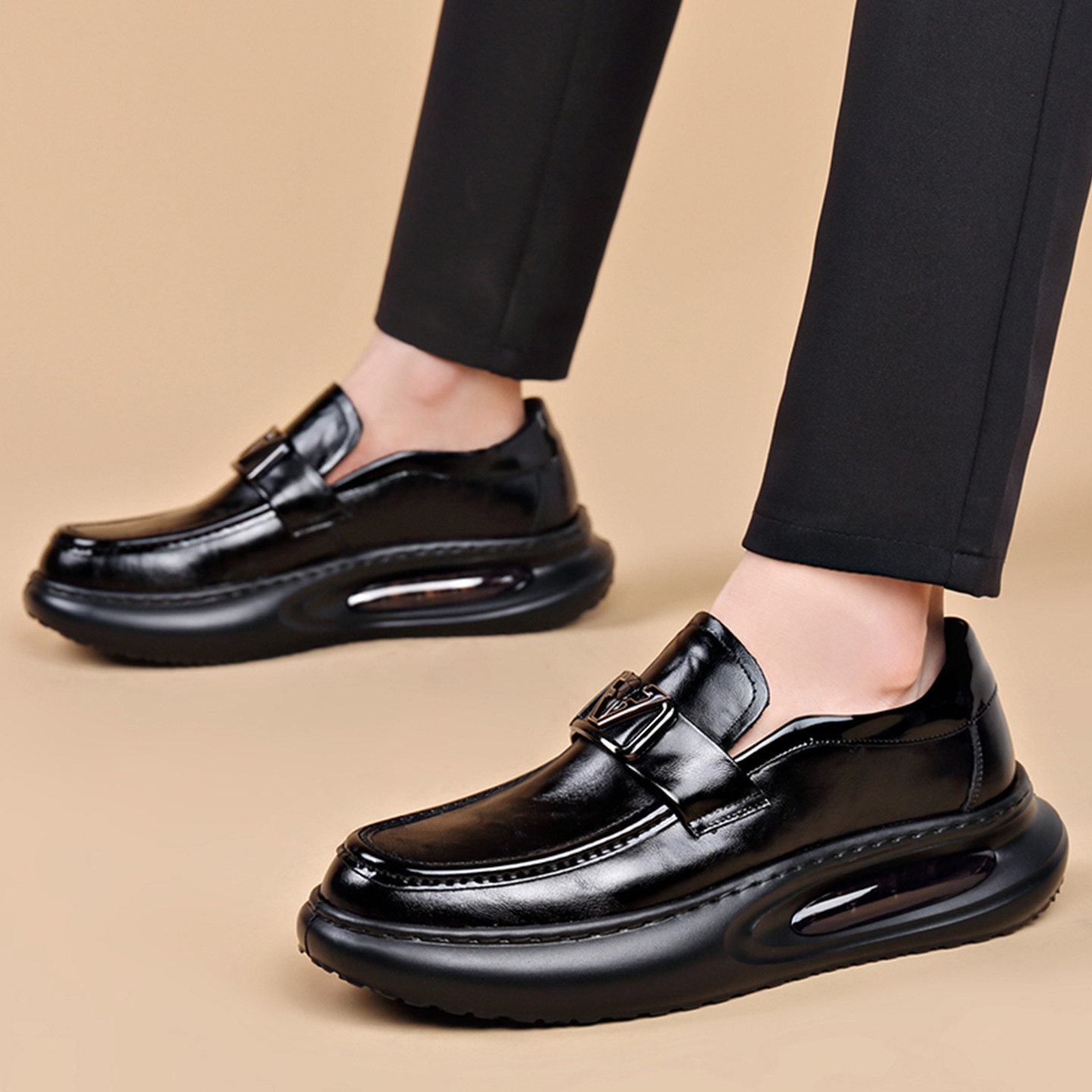 真皮男鞋春季新款潮流运动休闲鞋子男皮鞋气垫厚底一脚蹬懒人鞋男