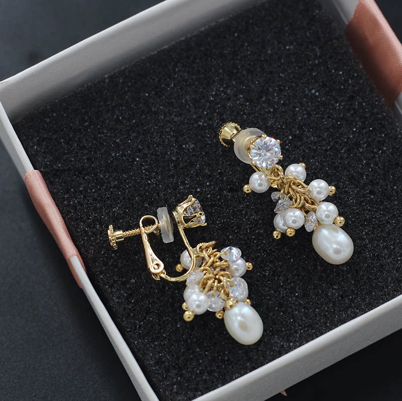淡水珍珠轻奢洛丽塔进口水晶元素4A日本锆石耳环无痛螺丝耳夹女