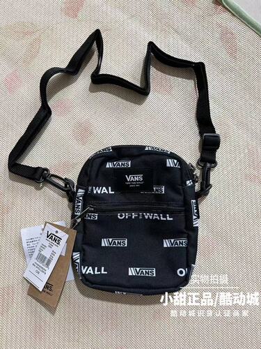 Vans单肩斜挎休闲运动潮牌包