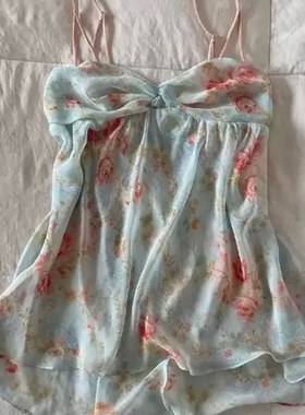 Tank tops2025年夏季新款花朵印花V领法式复古绑带挂脖吊带上衣女