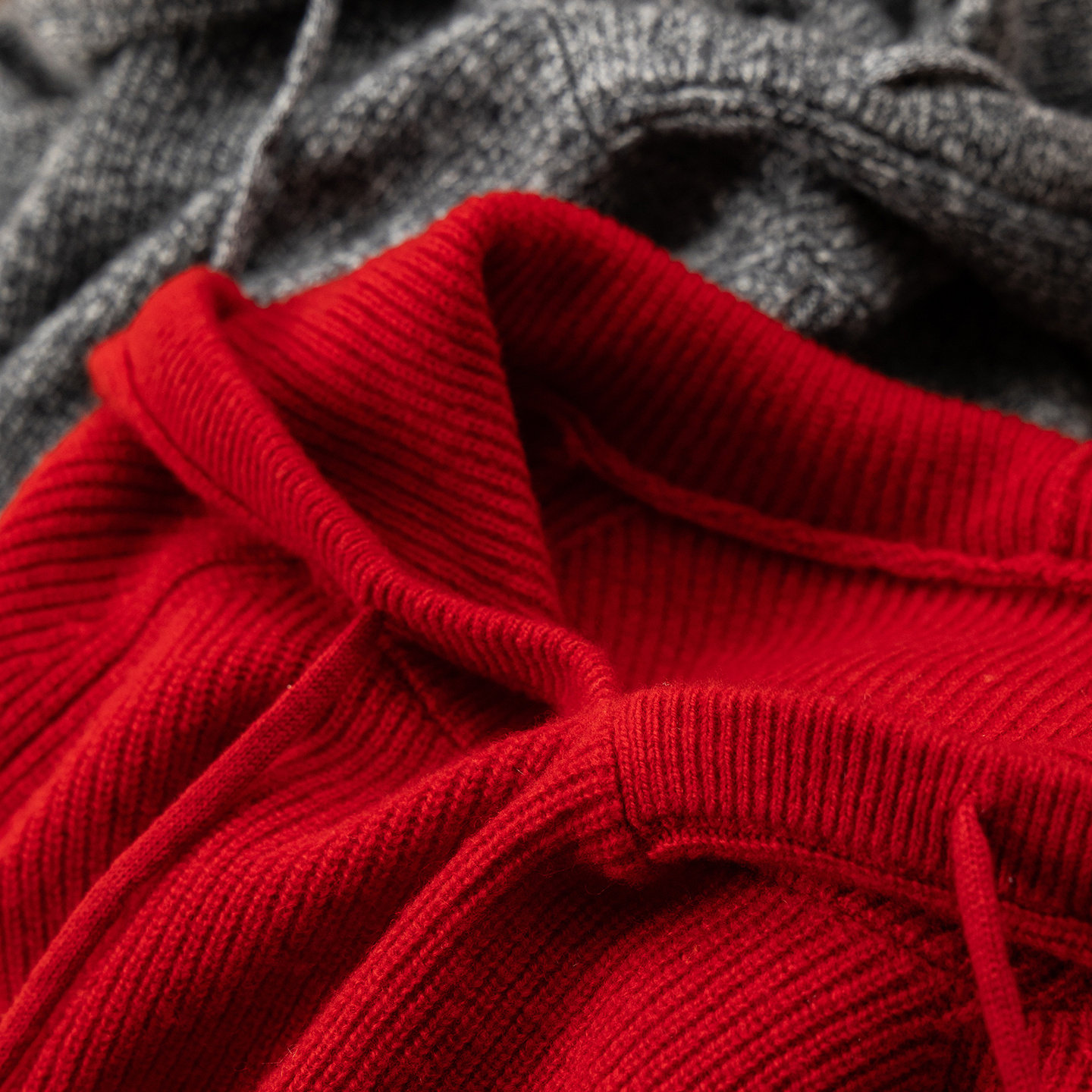 法柜100绵羊毛连帽花纱毛衣卫衣