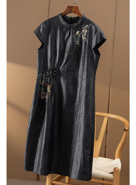 ￥960 秒！ 老皮子龟裂纹香云纱真丝刺绣连衣裙女春天家7R61