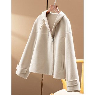 飒美有型 春天家 羊绒羊毛双面呢大衣短外套女12E1 秒 ￥1050