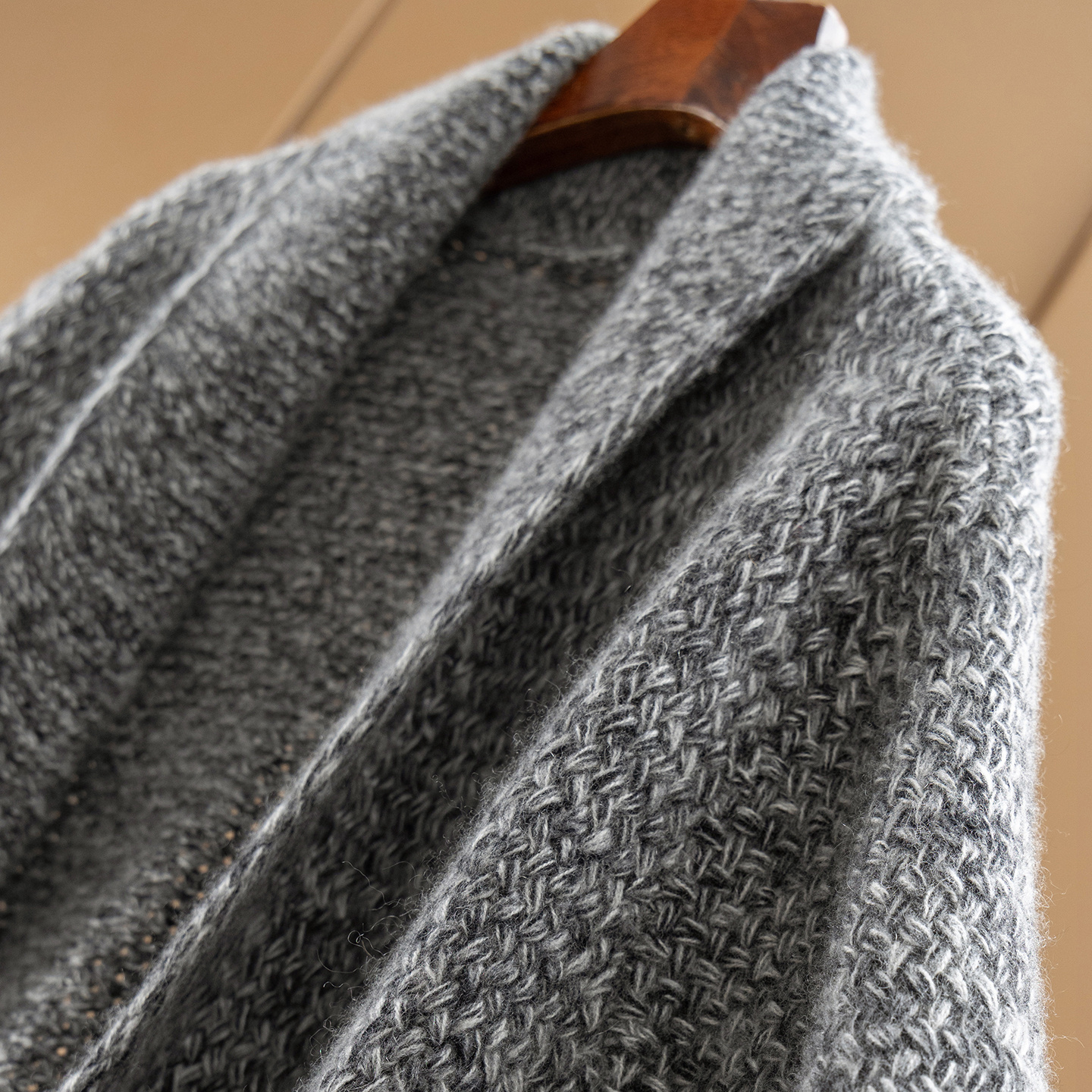 法柜高奢山羊绒花纱毛衣开衫披肩