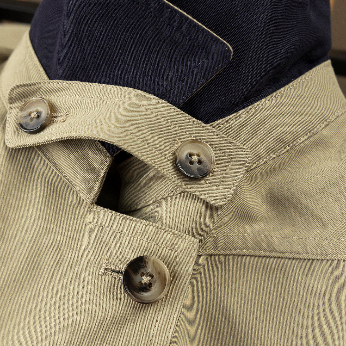 春上7号 英伦复古 宽松利落抽绳收腰风衣短外套女春天家06M5 特