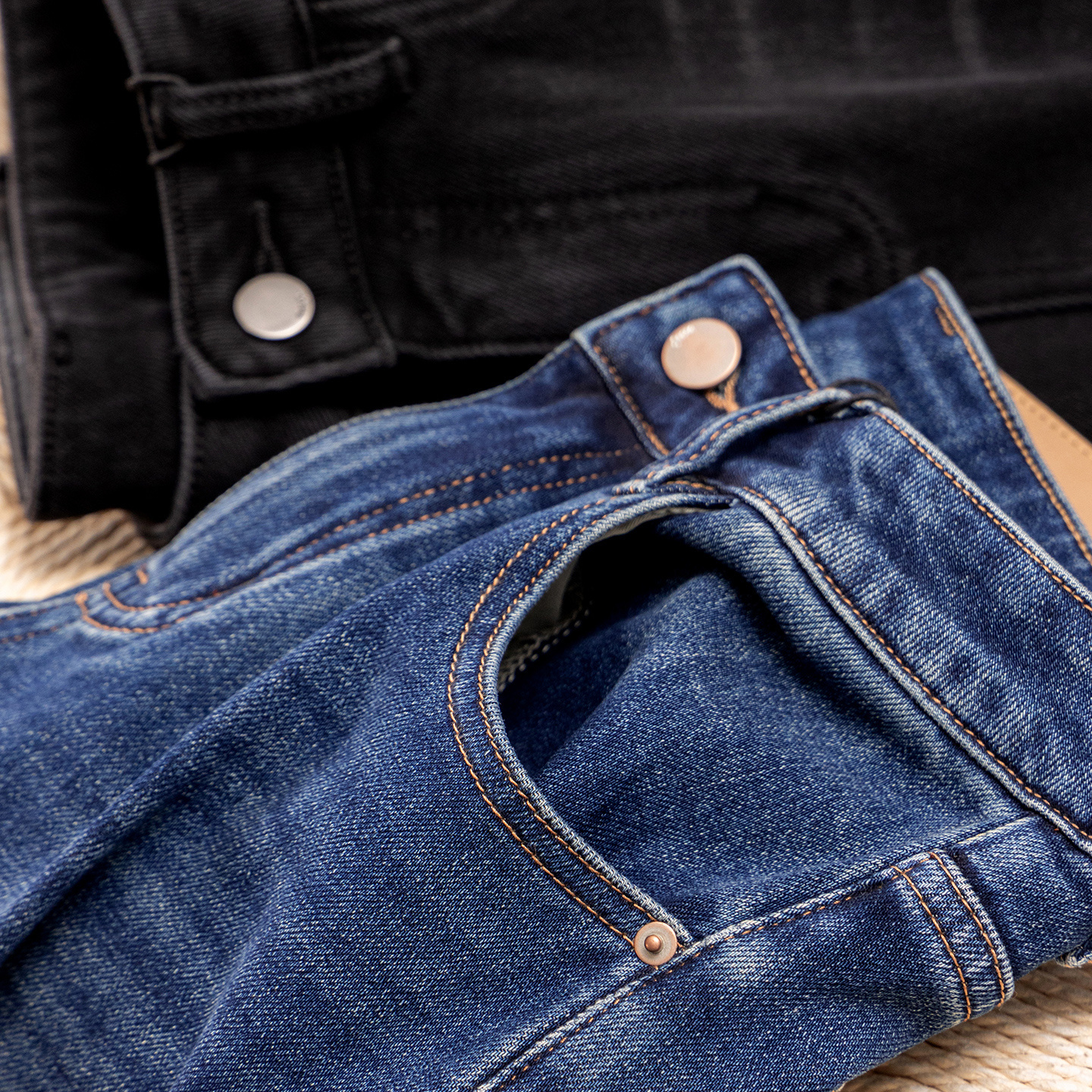 法柜四面弹磨毛直筒阔腿牛仔裤