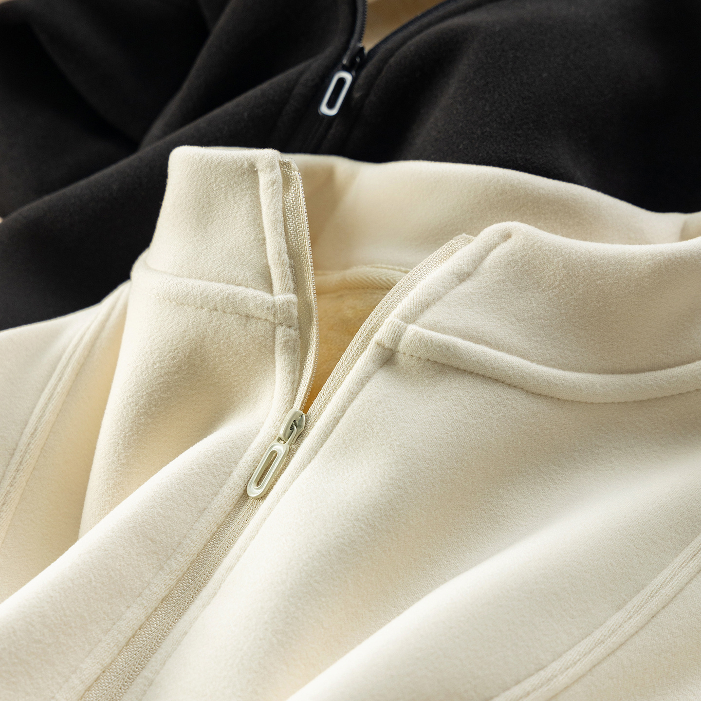 LU+德绒收腰含真丝羊毛卫衣外套