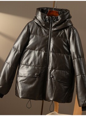 ￥1790 秒！ 连帽90鹅绒羊皮小A字羽绒服秋冬女春天家9F03