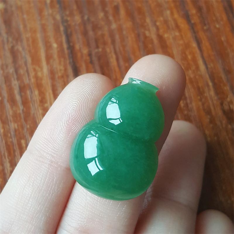 缅甸翡翠吊坠天然翡翠葫芦玉吊坠