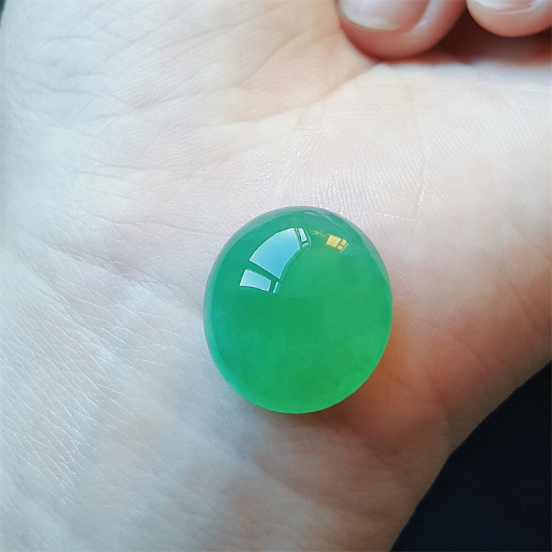 天然缅甸a级翡翠冰种翡翠蛋面