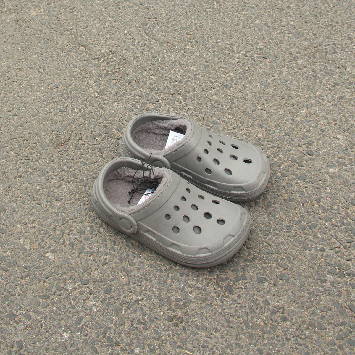 12.14孤品男童洞洞鞋加绒保暖外贸原单童鞋室内拖鞋包头鞋