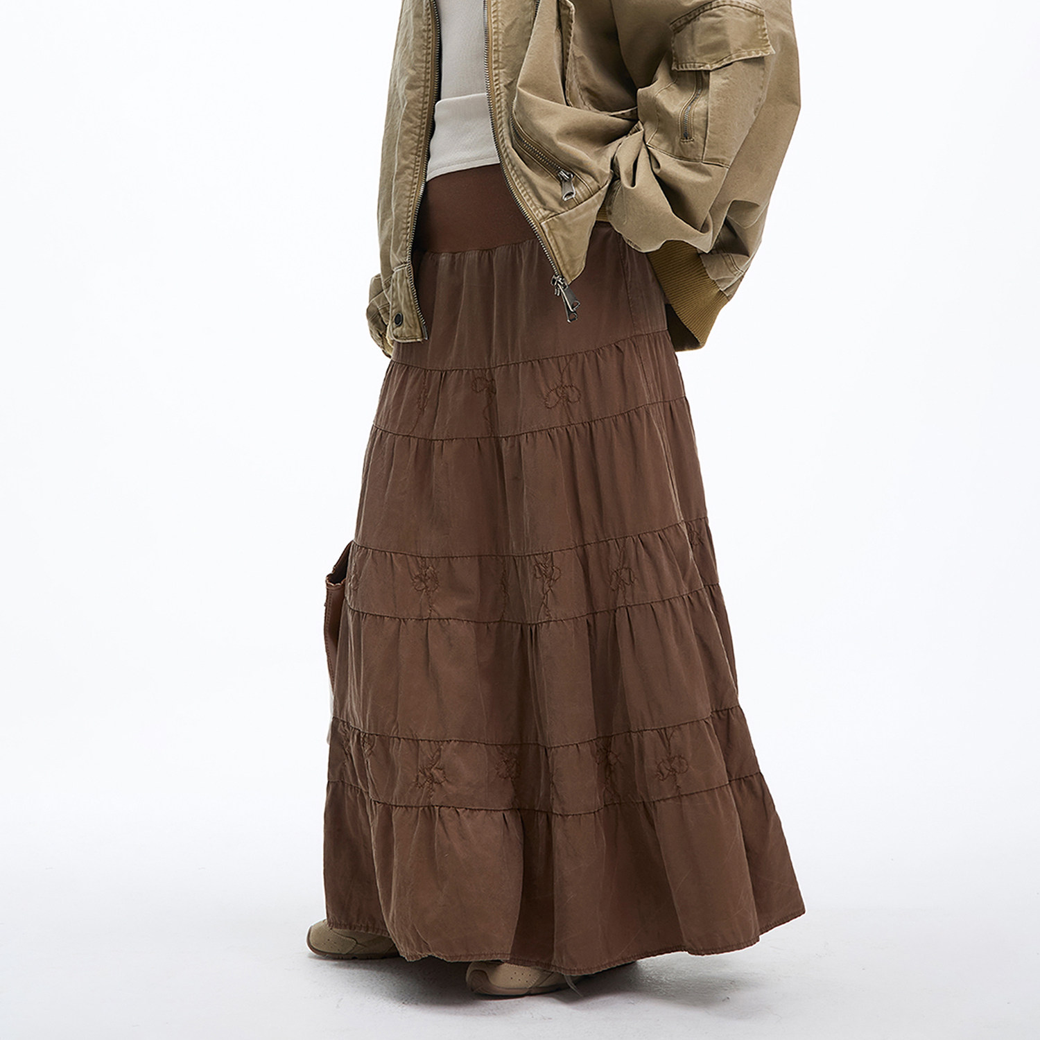 JUMPNEXT褶皱刺绣半身A字裙