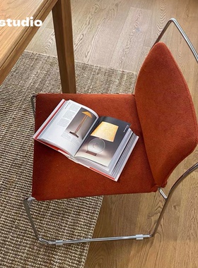 北欧复古风家用餐椅小户型包豪斯网红靠背椅子中古简约软包办公椅