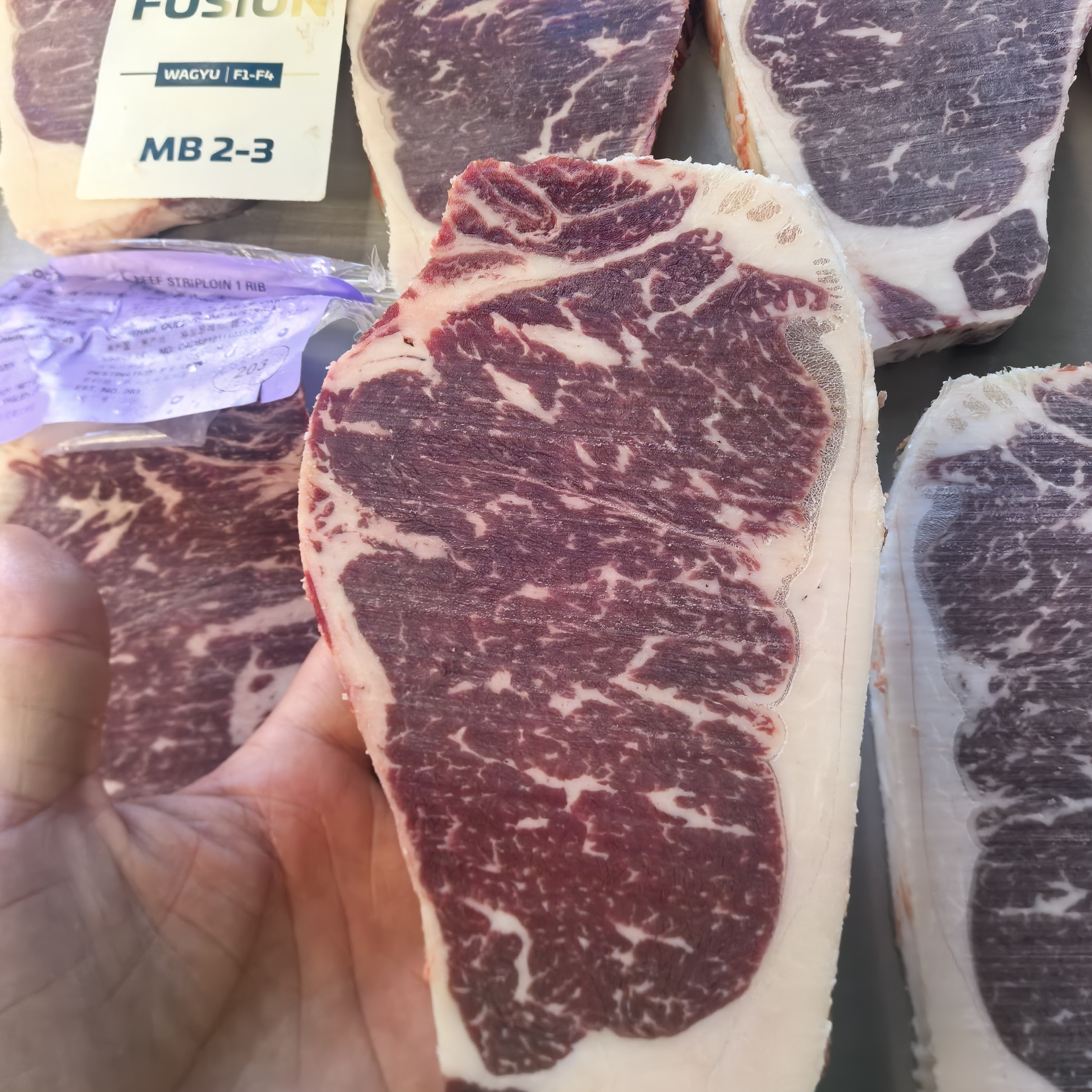 洲203融合M3和牛谷饲西冷牛排