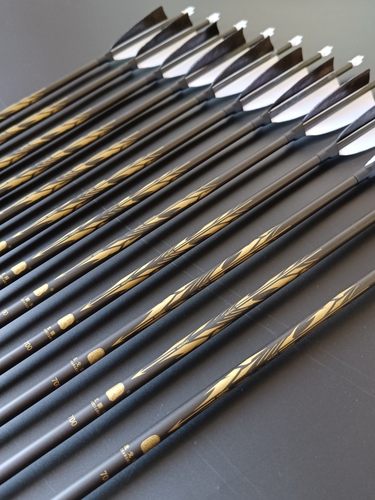 战鸽碳箭之云雀6.2内径真羽三羽四羽速射箭适合美猎传统千六直度