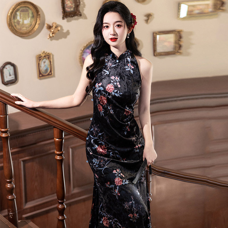黑色挂脖鱼尾国风新中式长款改良旗袍2026新款女高级感晚礼服夏季图片