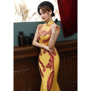 金色鱼尾晚礼服女2026年新款性感主持人表演舞台装亮片合唱演出服