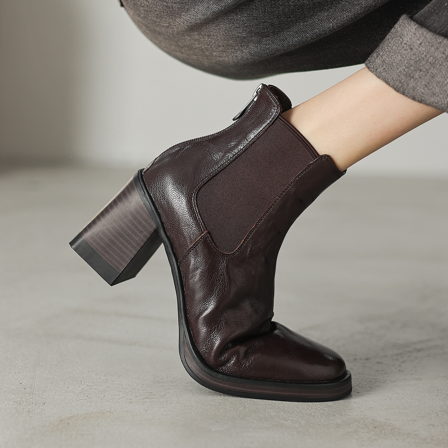 高跟短靴女秋冬显瘦切尔西靴子潮