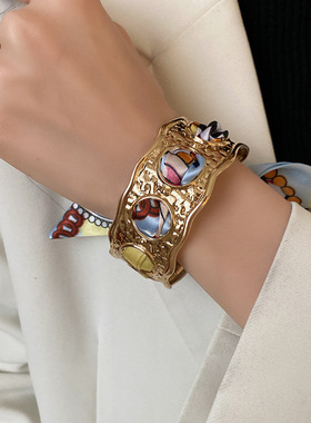 欧美风复古宫廷风镶钻镂空花朵手镯女个性夸张时尚手环