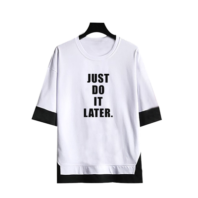 晚点再做英文印花五分袖假两件