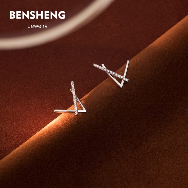 BENSHENG925纯银V型耳钉女简约