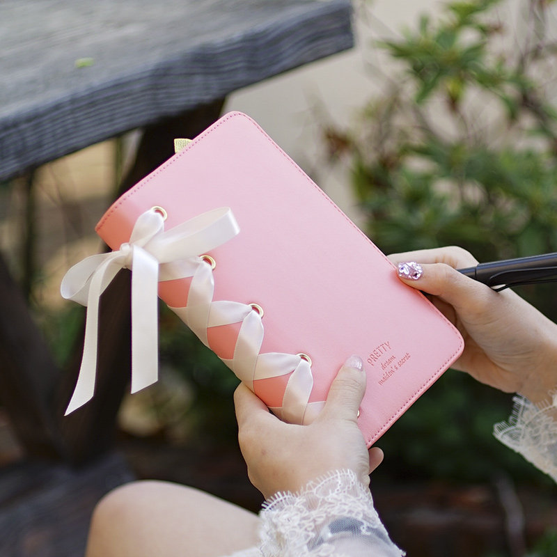 多加笔记本子记事本创意学生用可爱手帐本活页夹创意韩国款小清新日记本a5日程本方格计划本蝴蝶结手账本套装在类目 电子词典/电纸书/文化用品, 纸张本册, 笔记本/记事本中 - 来自Buy2taobao.com提供专业的淘宝代购服务