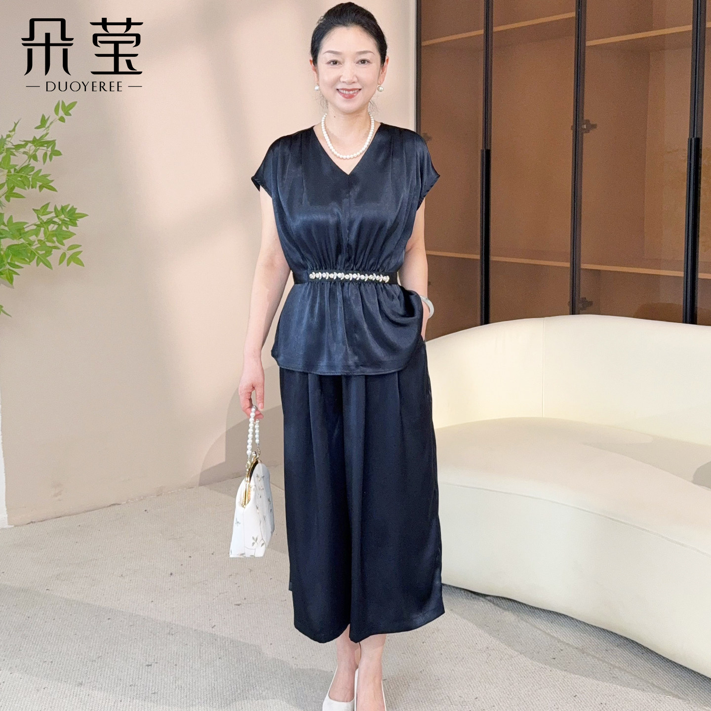 朵莹洋气妈妈夏装高端气质套装图片