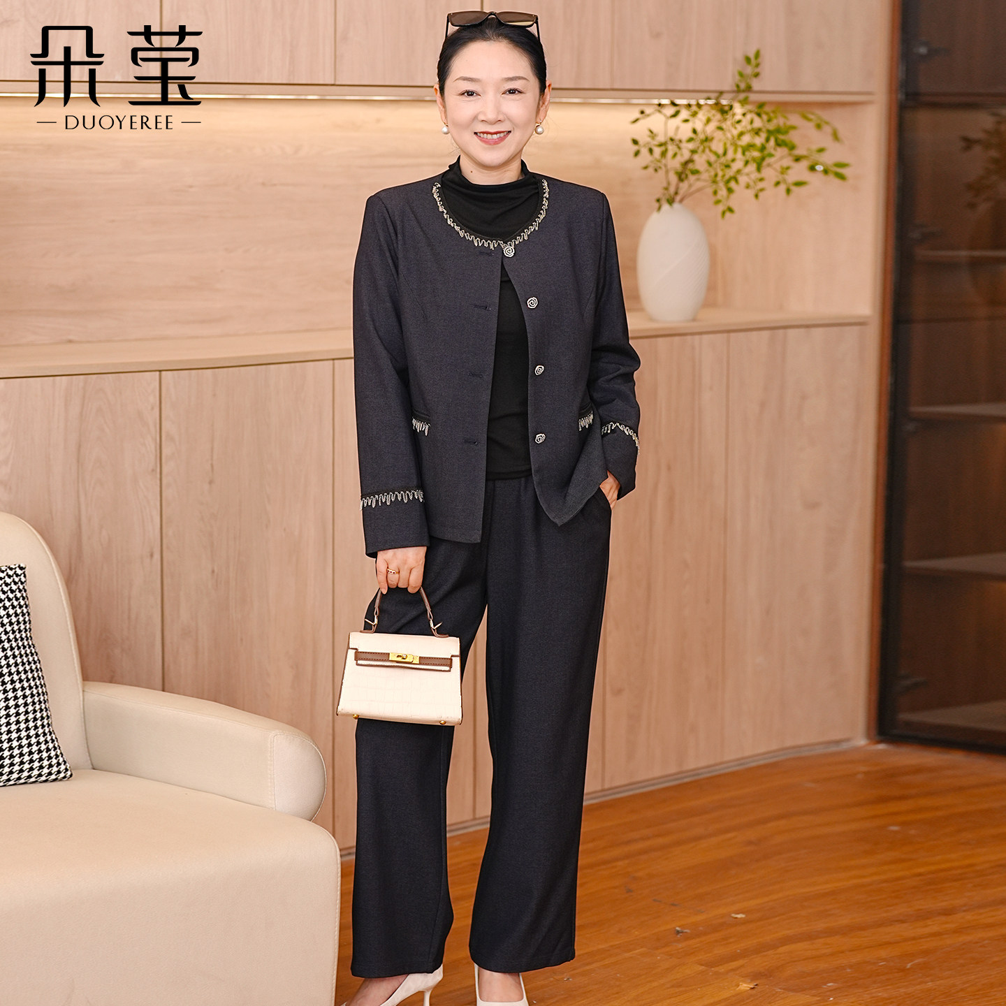 气质妈妈春秋装时尚外套洋气套装