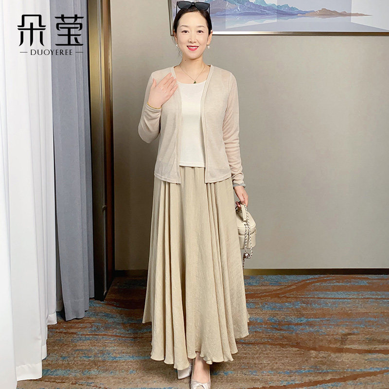 朵莹妈妈春装洋气套装中年女装薄款外套中老年人春秋季休闲三件套