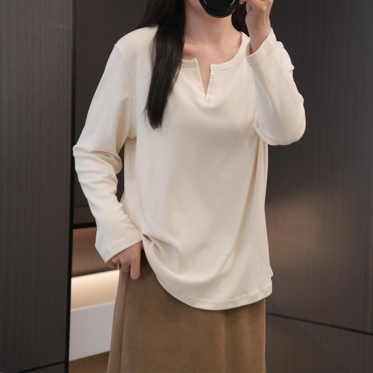 保暖双面德绒设计感V领打底衫