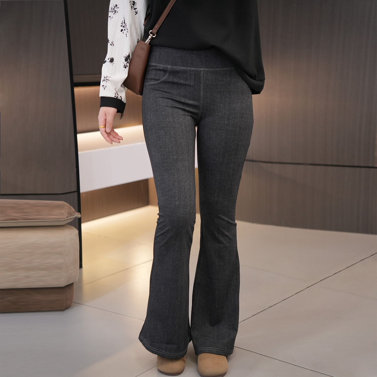 必入春季高腰提臀巨显瘦微喇裤