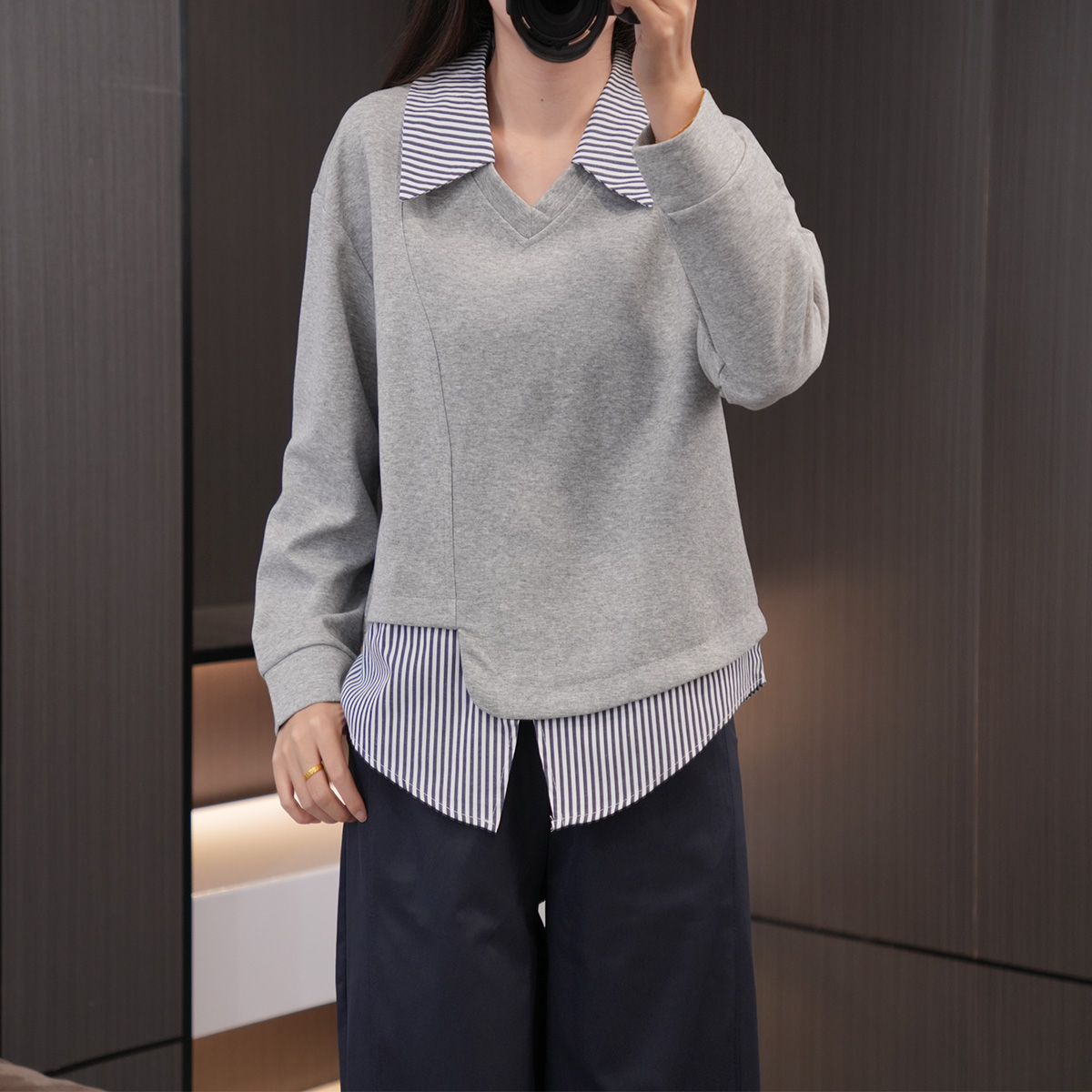 秋季必入设计感假两件拼接卫衣