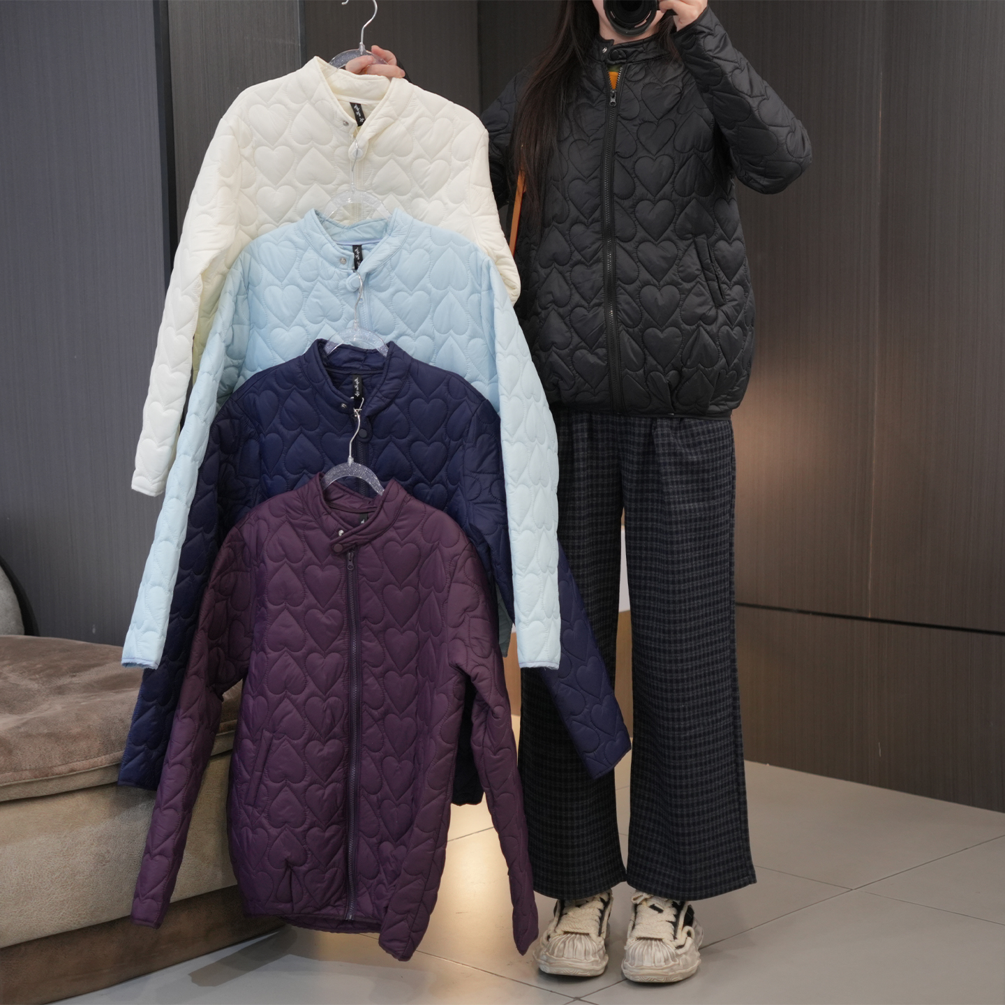 冬季必入轻薄显瘦桃心绣花棉服