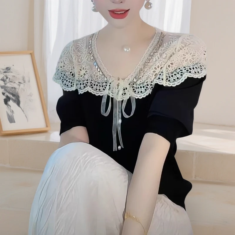 休闲时尚烫钻蕾丝针织开衫