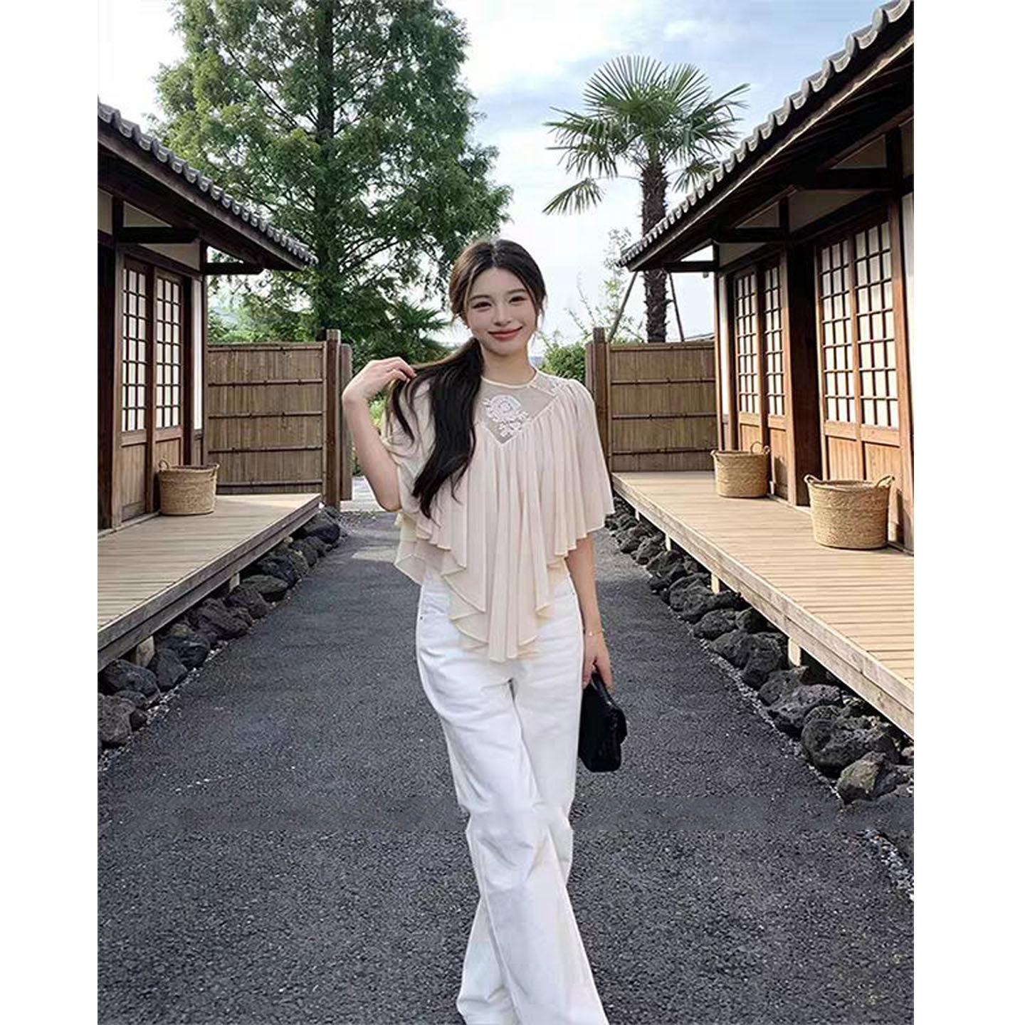 韩系温柔风蕾丝绣花斗篷罩衫女早春新款不规则雪纺上衣