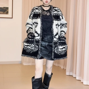 2026春春新款休闲时尚宽松针织开衫加厚毛衣女装中长款松弛感外套
